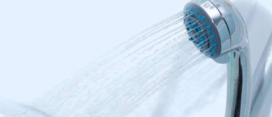 Controla el consumo del agua caliente mientras te duchas